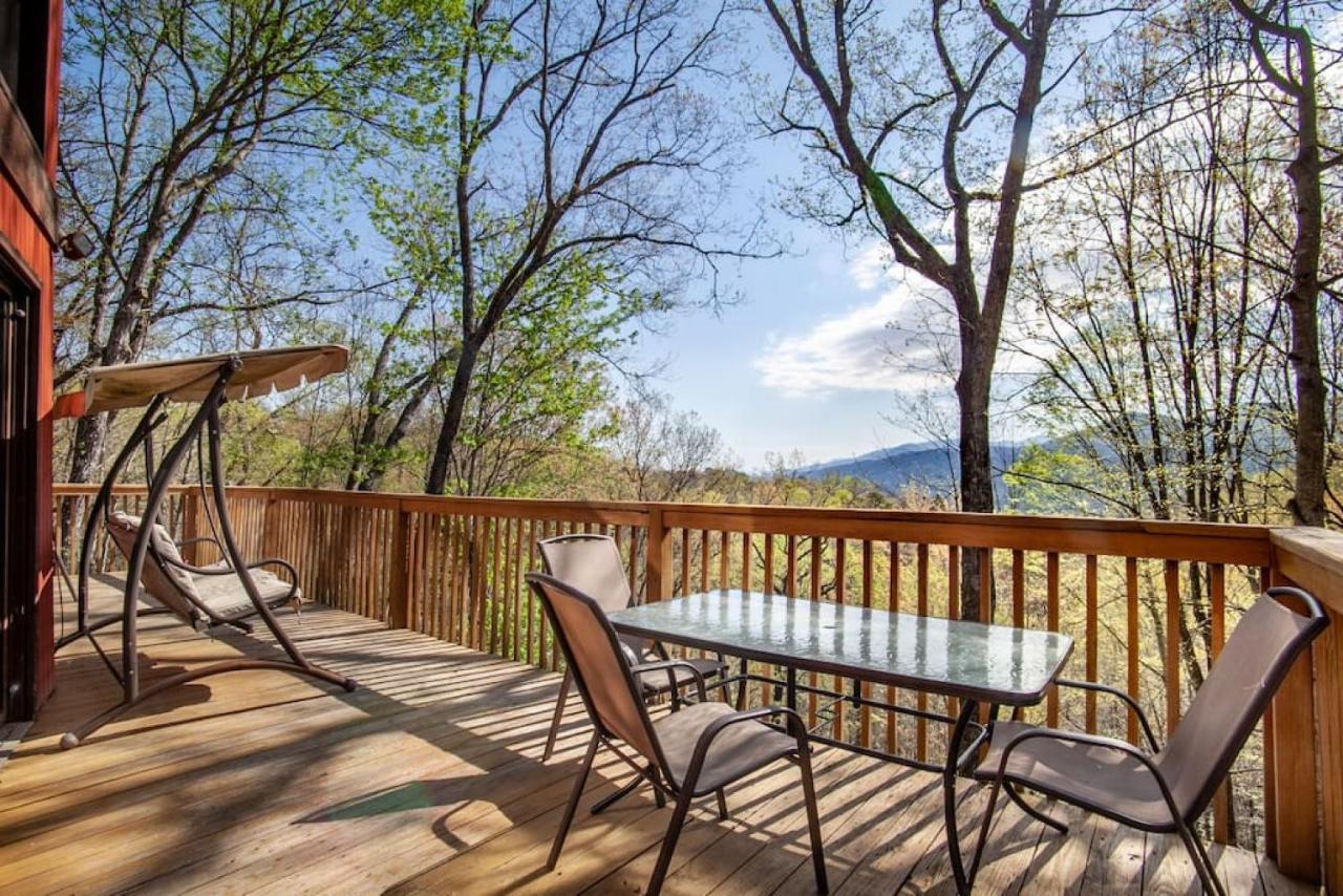 Bear View Chalet With Hot Tub And Near Ober Gatlinburg Exteriör bild