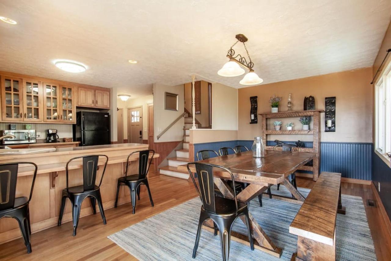 Bear View Chalet With Hot Tub And Near Ober Gatlinburg Exteriör bild